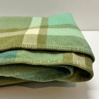 As New LAMBSWOOl Blankets Green & Blue
