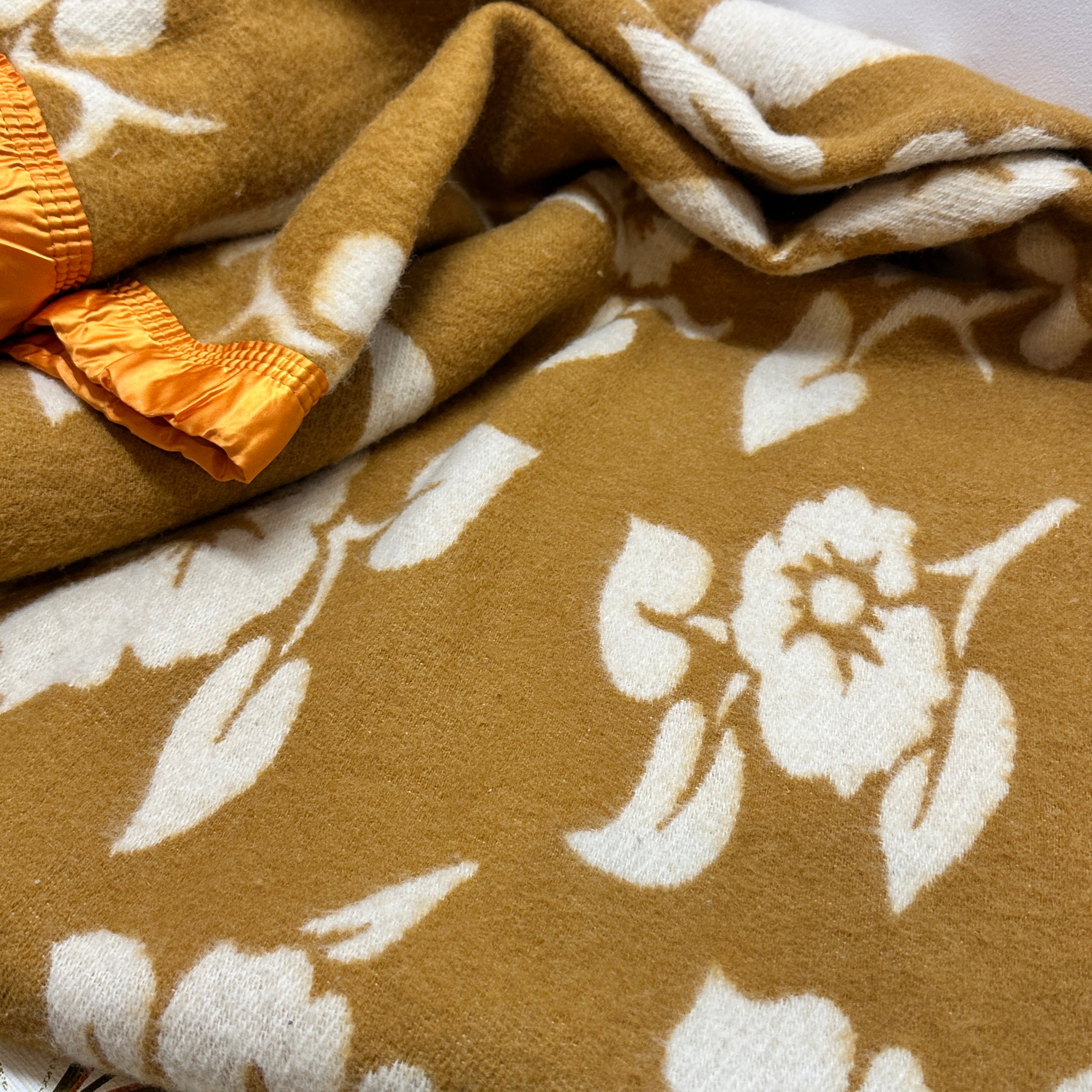 Stunning Brown FLoral Blanket VINTAGE