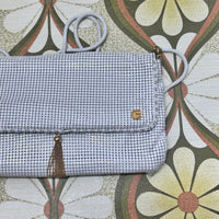 Bright WHITE Vintage GLOMESH Handbag Collectable