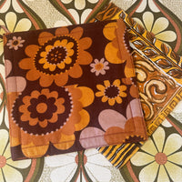 Pair of Pot Holders RETRO 70's Fabric