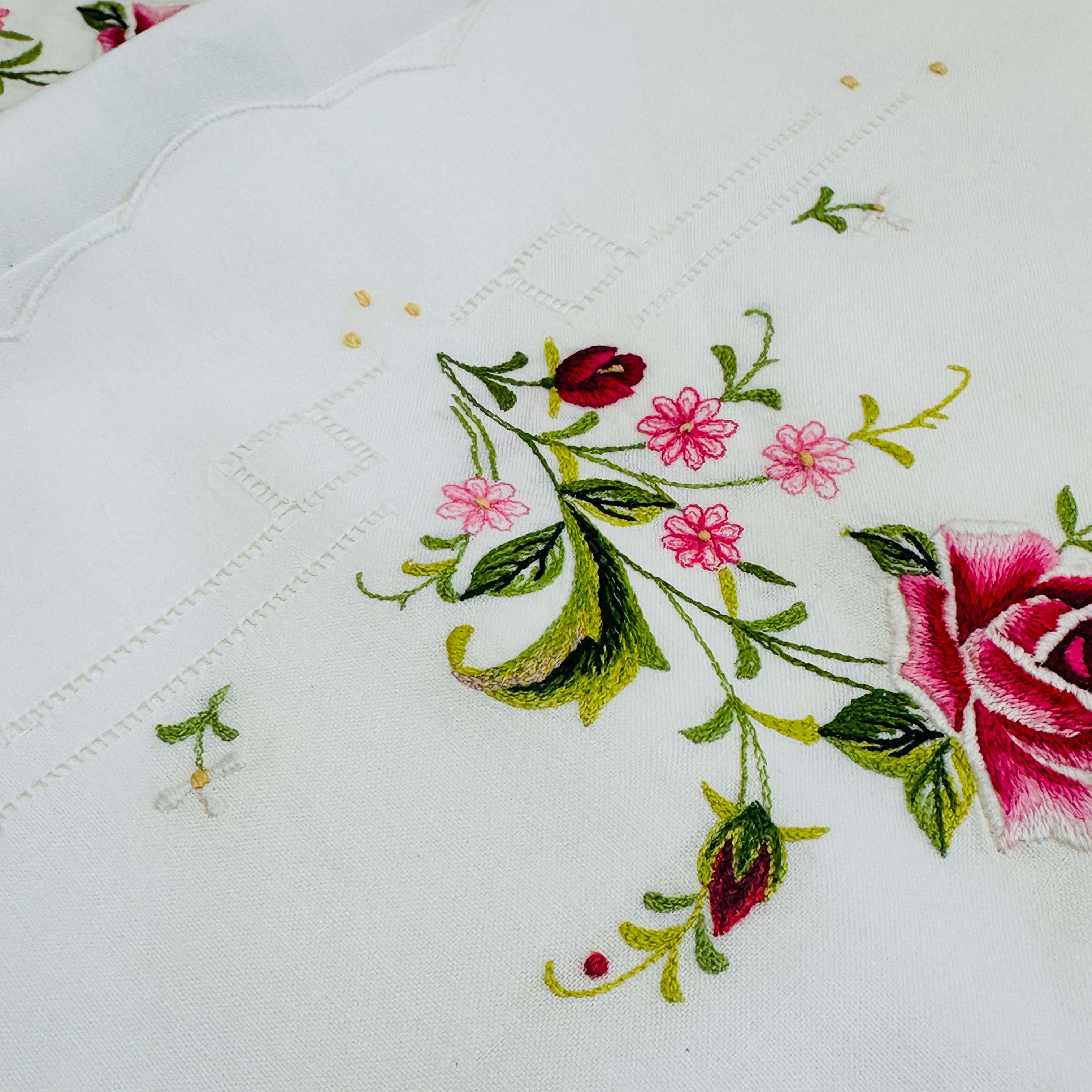 BRAND New Pair Pillow Cases Embroidered Vintage