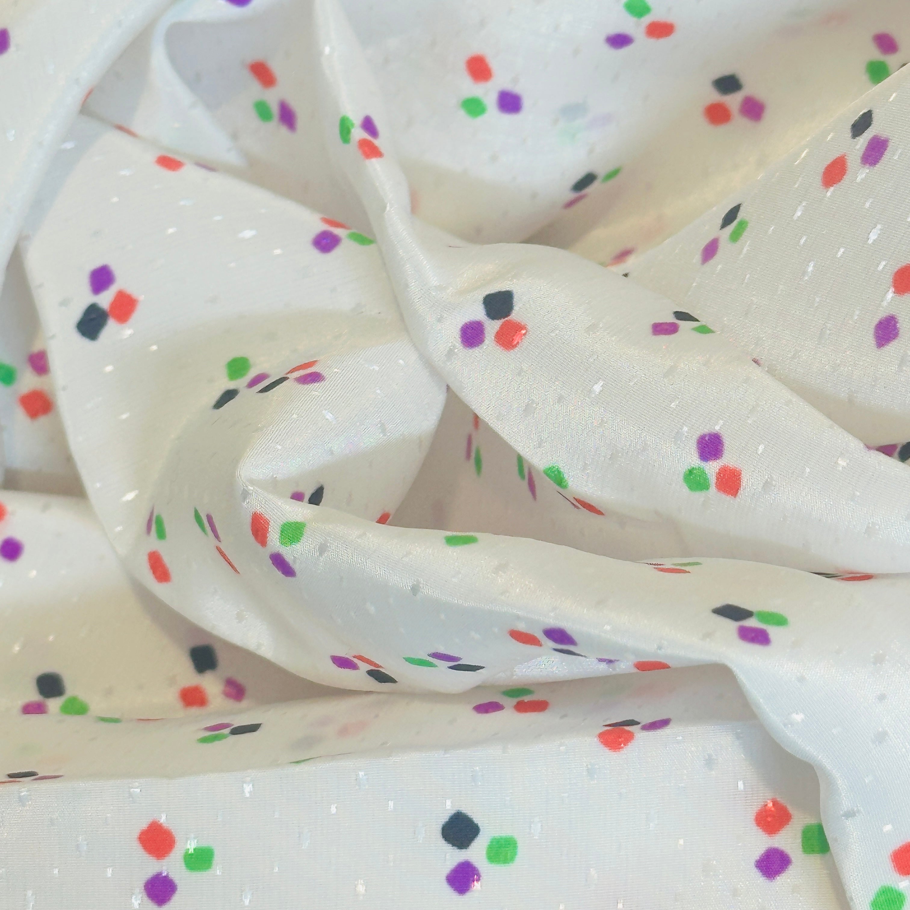 190cms Beautiful Vintage Silky Fabric