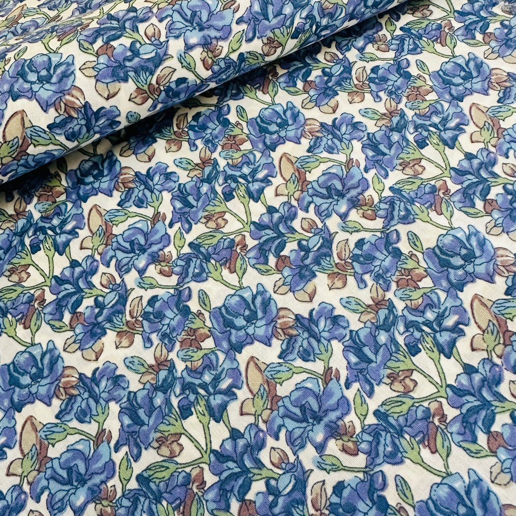 200cms Cotton Blue Floral Craft Sewing