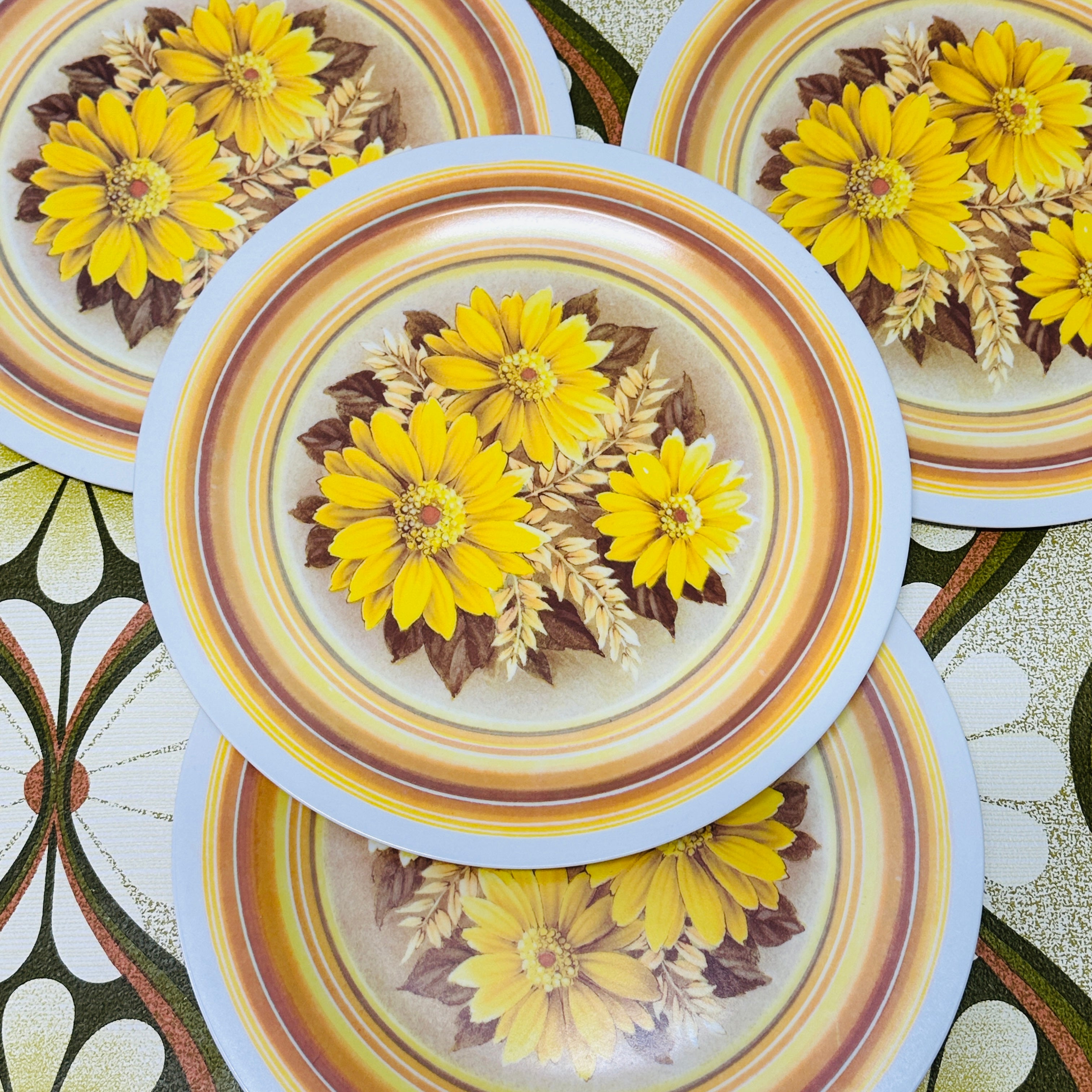 Set of FOUR Retro Plastic Plates Artisan Ware