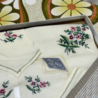 RETRO Boxed Tablecloth Embroidered