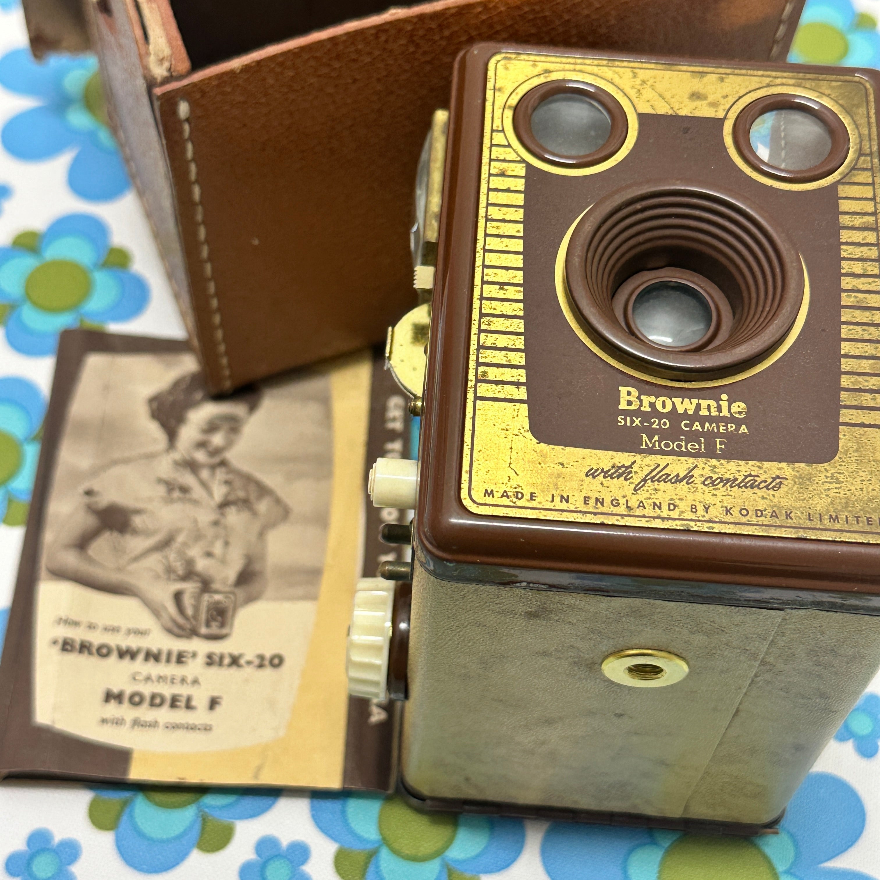Retro BROWNIE Camera Display Collectable