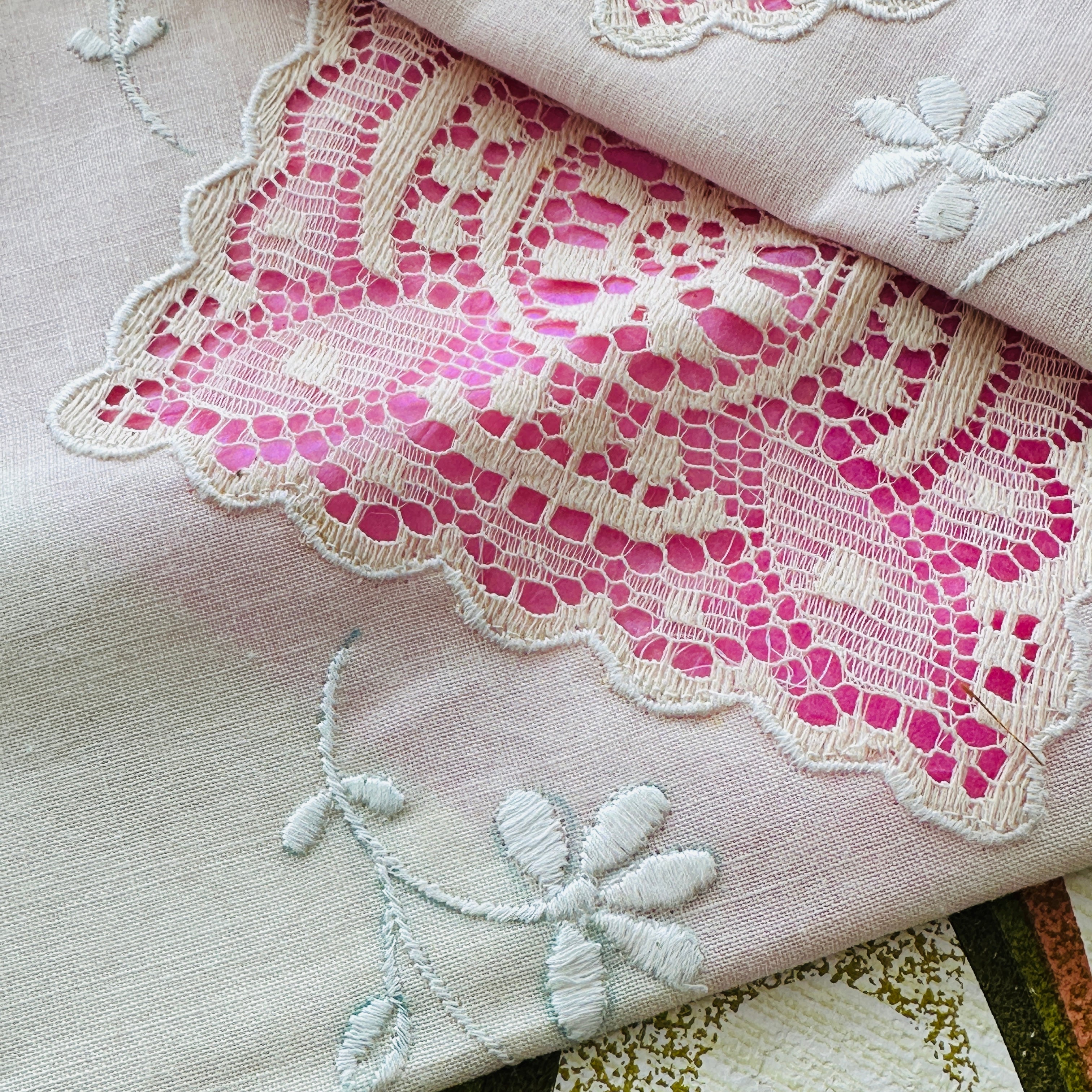 STUNNING Linen Embroidered Vintage Pillow Cases PAIR