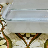 Vintage PYREX Casserole Dish Excellent Condition WHITE