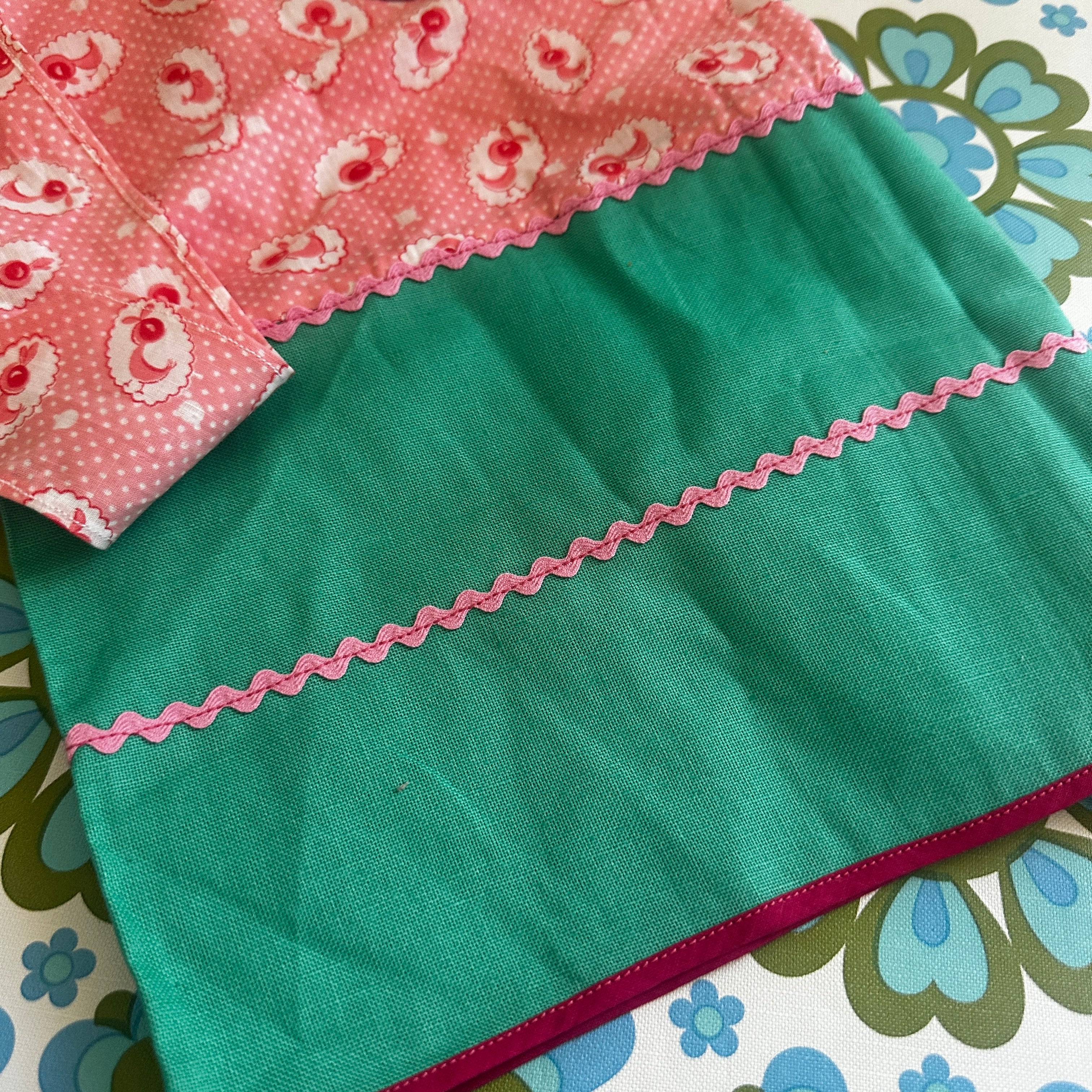 Unused Vintage Pink & Green Apron