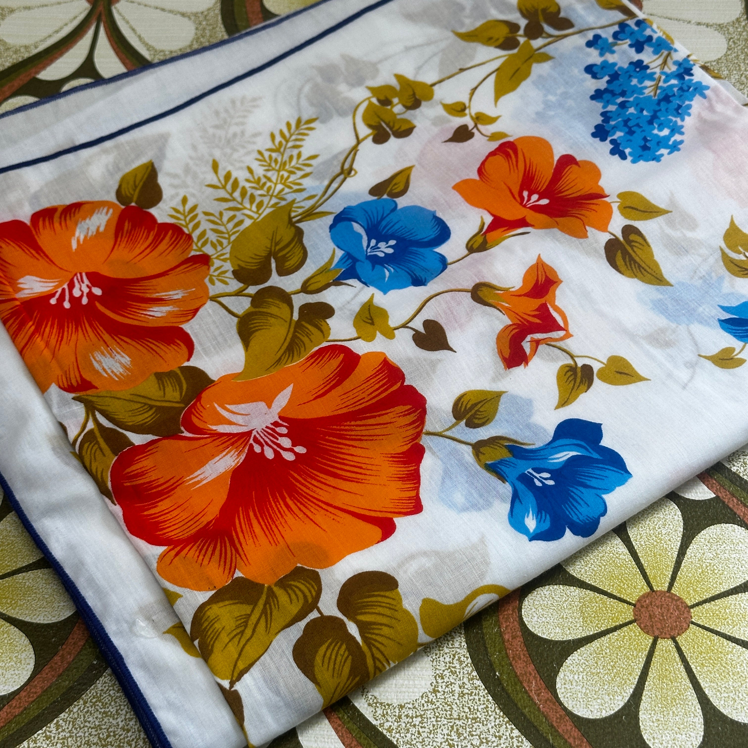 Pretty Bold Unused Vintage Tablecloth
