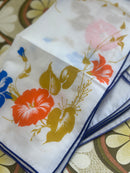 Pretty Bold Unused Vintage Napkin Set