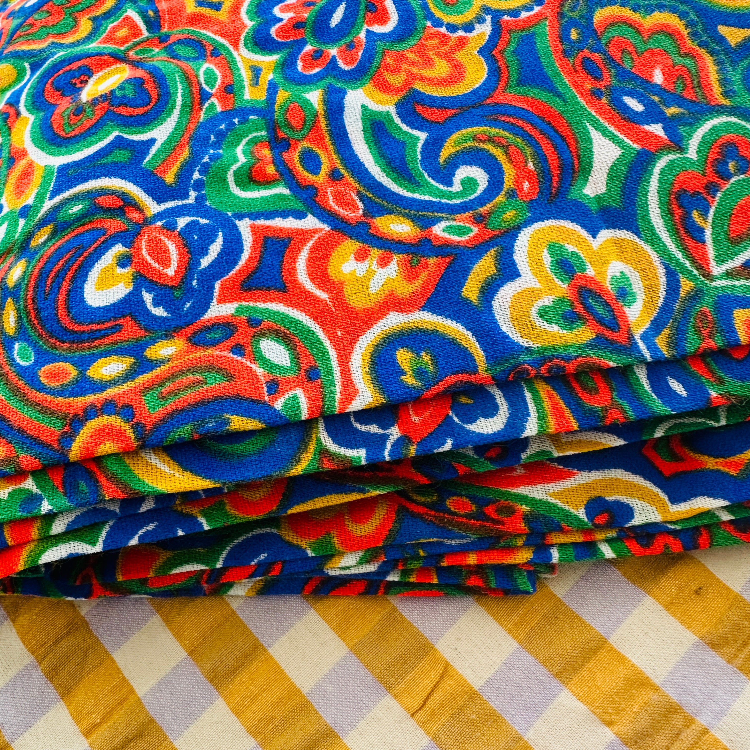 360cms FAB Vintage Bright Floral Fabric