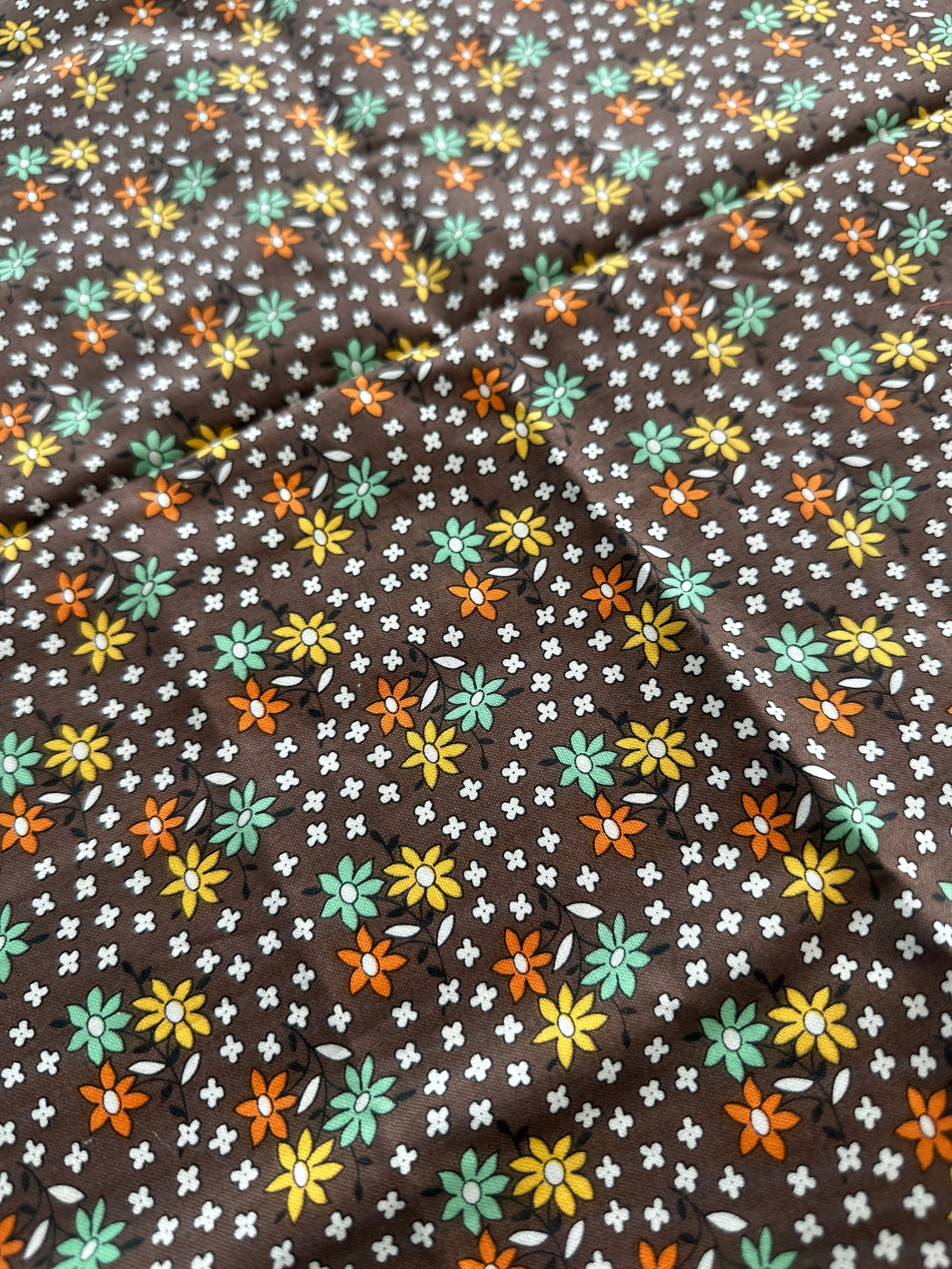 100cms Sweet Modern Brown Floral Fabric