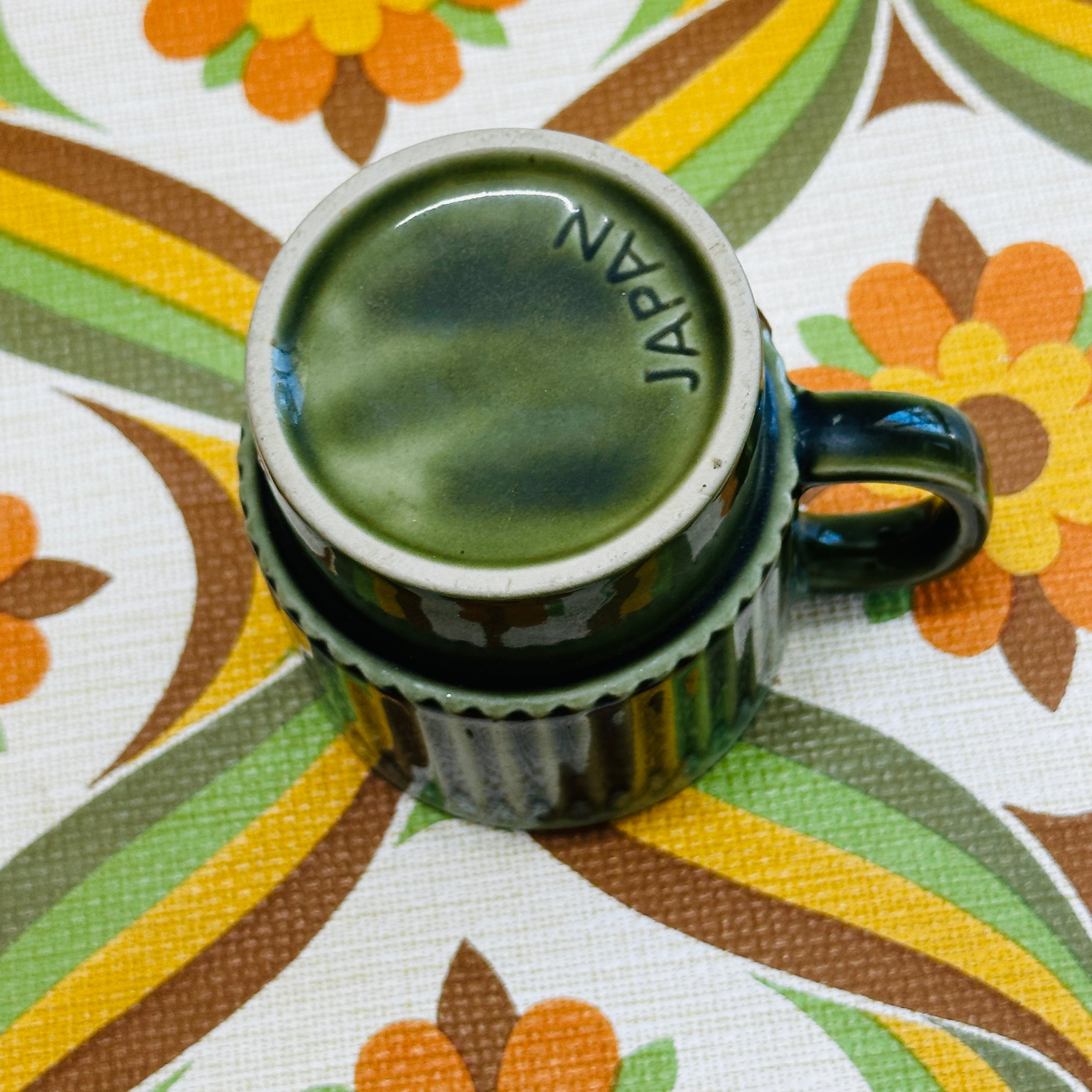 Retro JAPAN Mug Green
