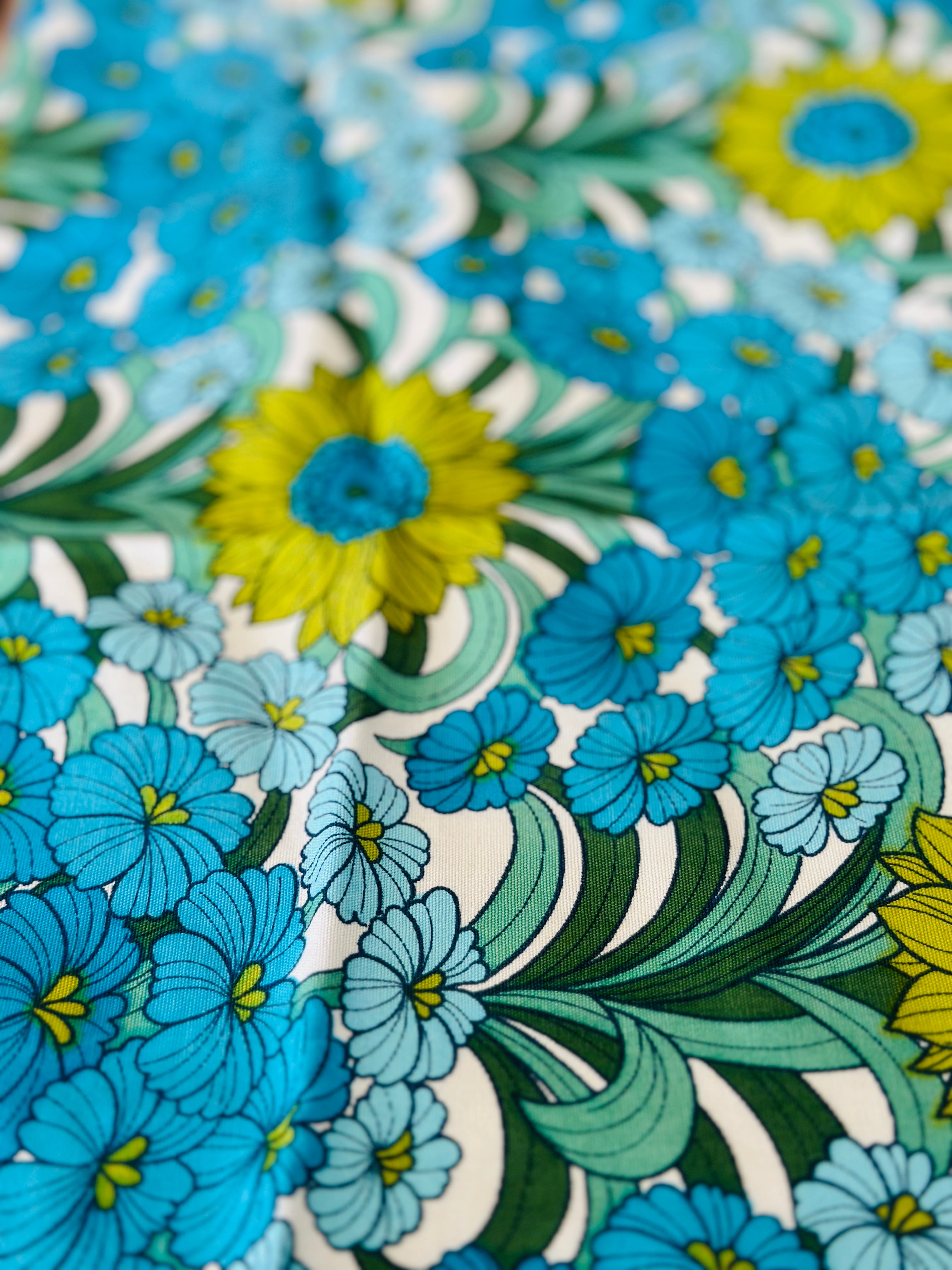 120cms Marbury BEVIS Fabric Vintage Blue Floral