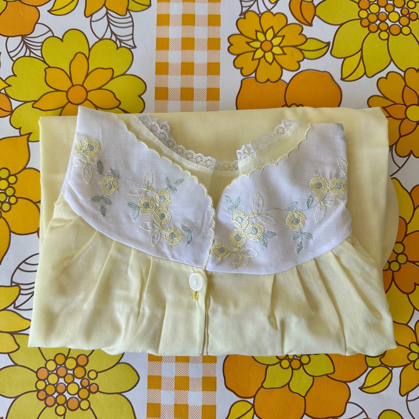 YELLOW Vintage Lingerie Nightie DRESS NOS Unworn