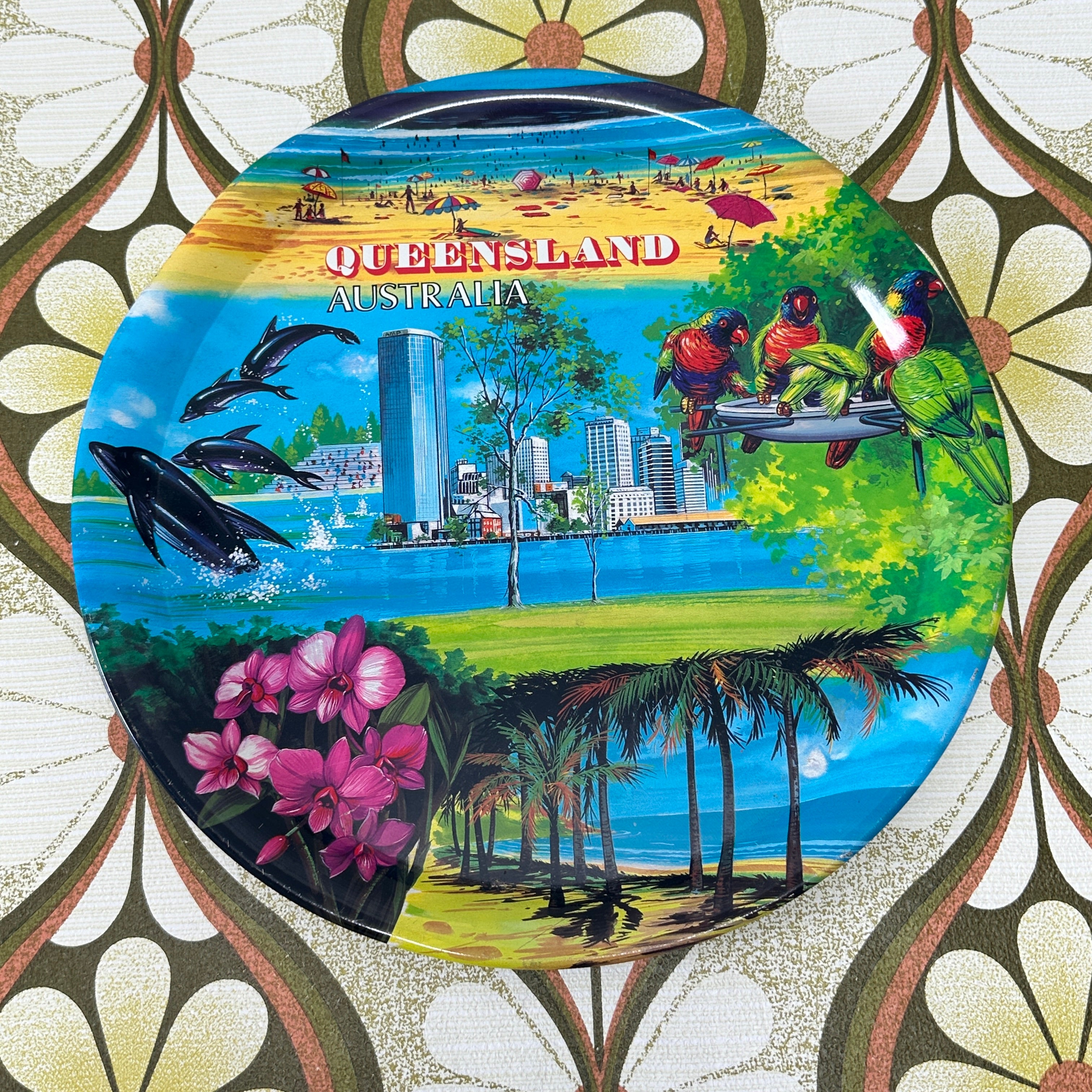 Souvenir QUEENSLAND Tin Tray