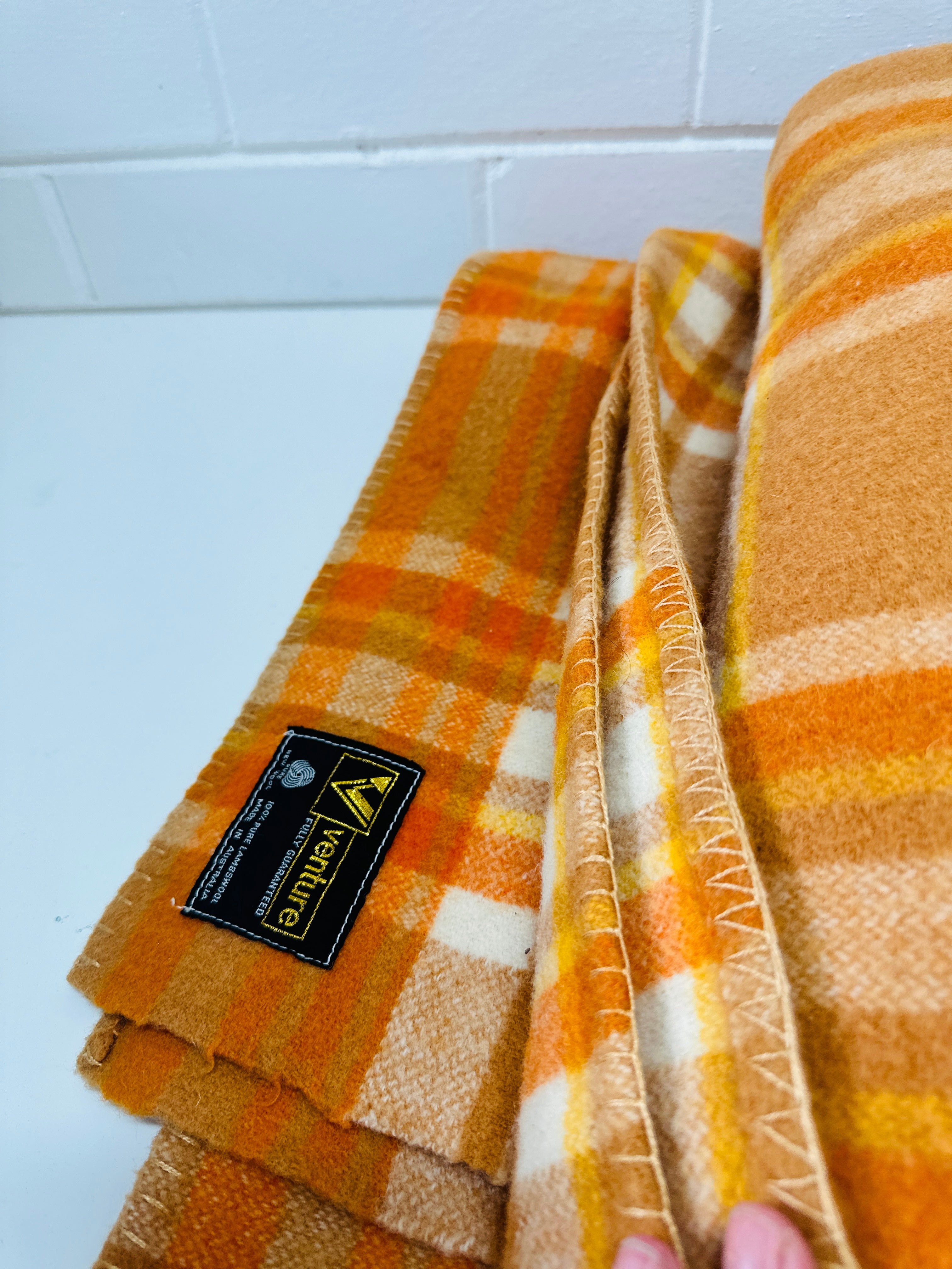 VENTURE Wool Blanket Vintage