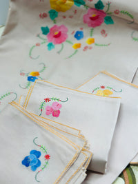 STUNNING Vintage Tablecloth Handmade NAPKINS Large