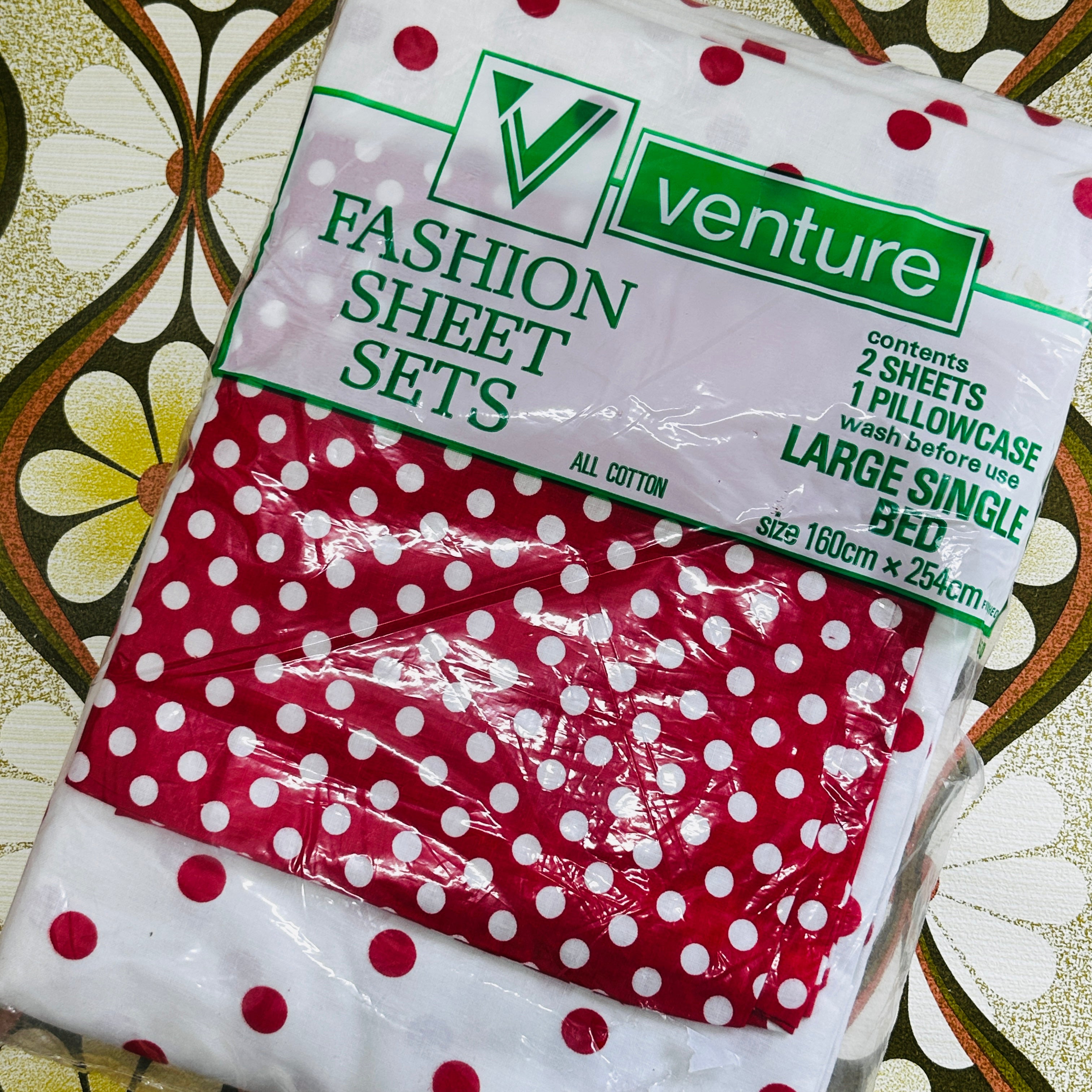 Fab All Cotton Vintage VENTURE Sheet Set Red & White