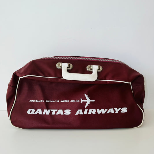 QANTAS Airways RETRO Collectable Bag Luggage Carry On
