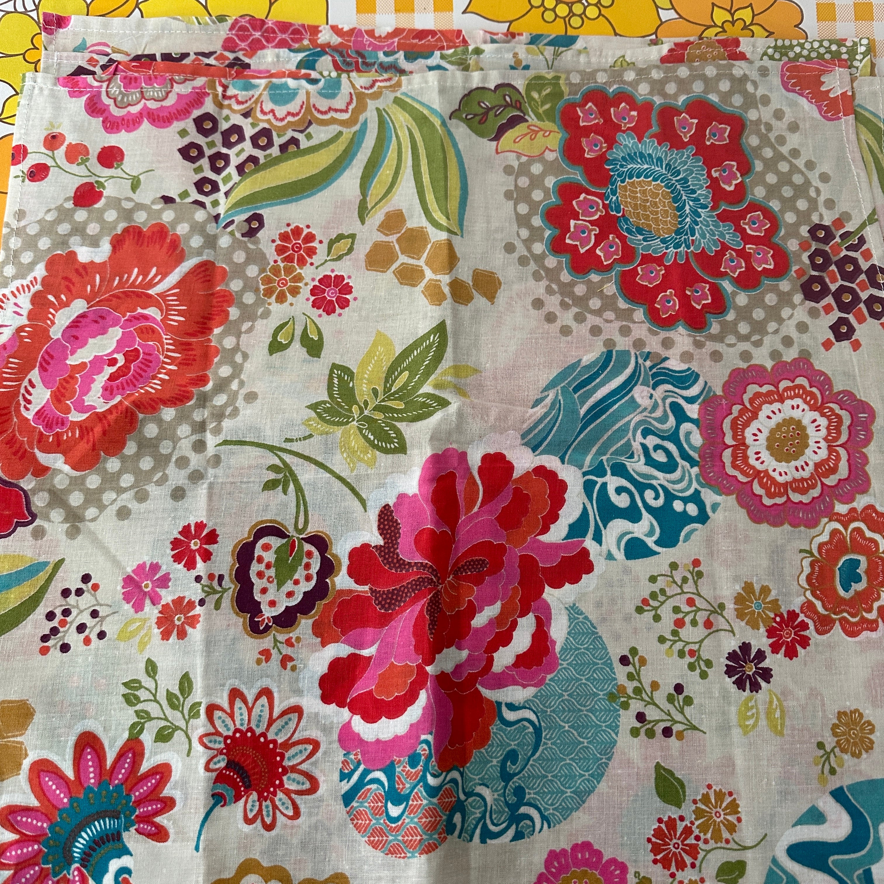 SET of Cute Modern NAPKINS Morgan & Finch UNUSED Floral