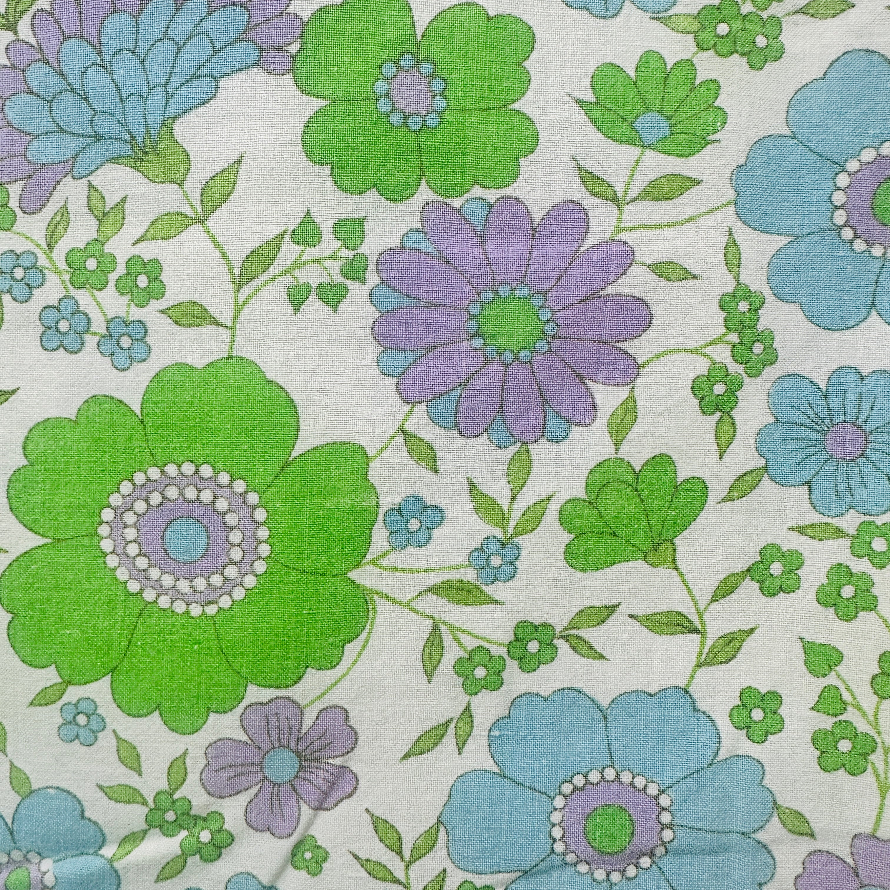 220cms Adorable Vintage Sheet 70's Flower Power FABRIC