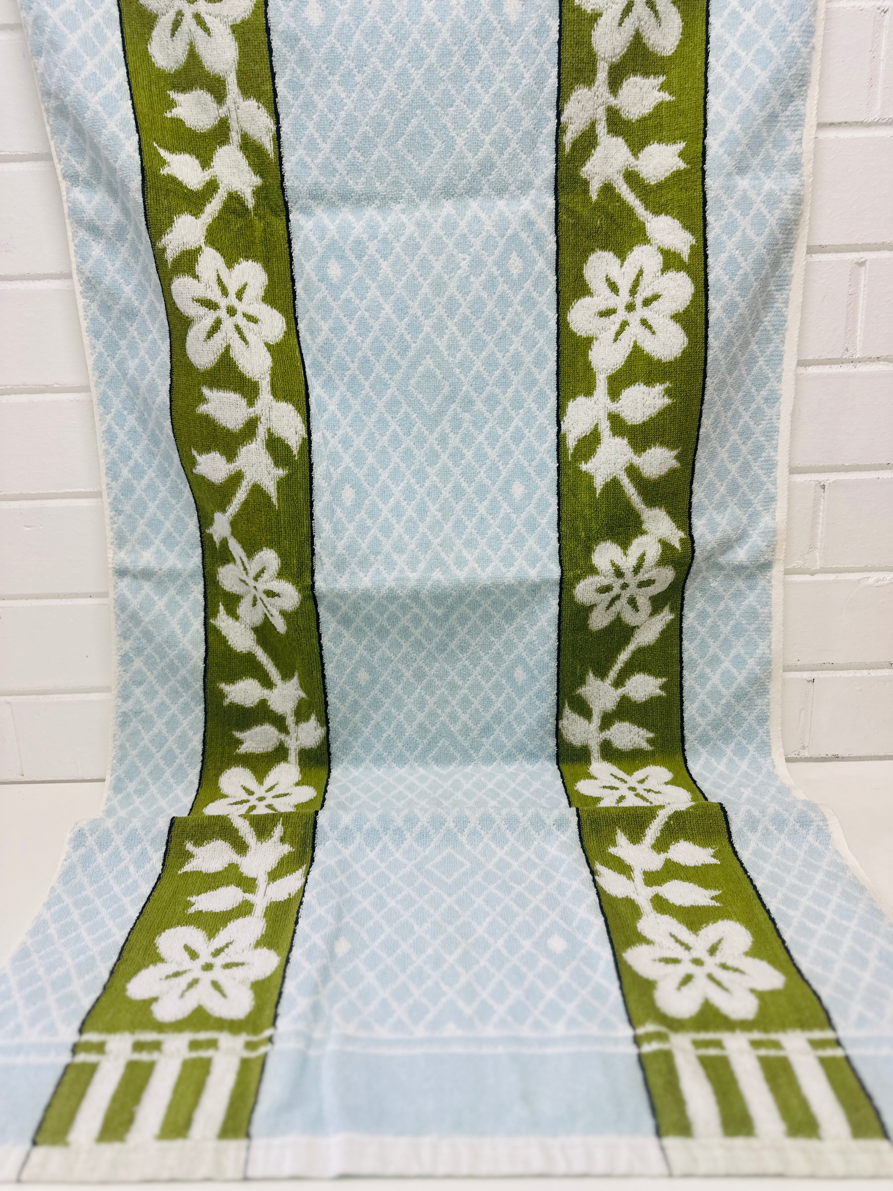 FAB Vintage Bright Crisp Bath Towel JAPAN