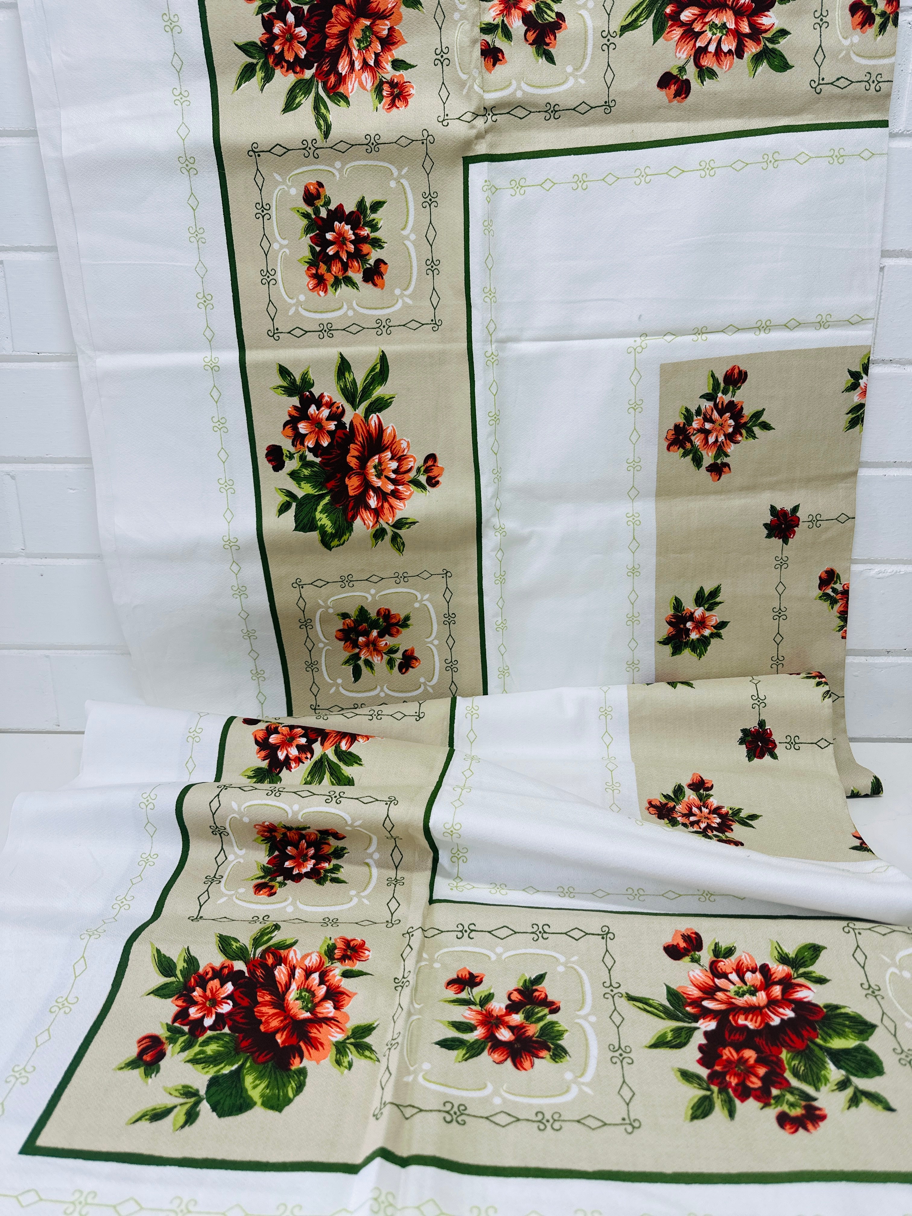 Sweet CRISP Vintage Tablecloth FLORAL Charm