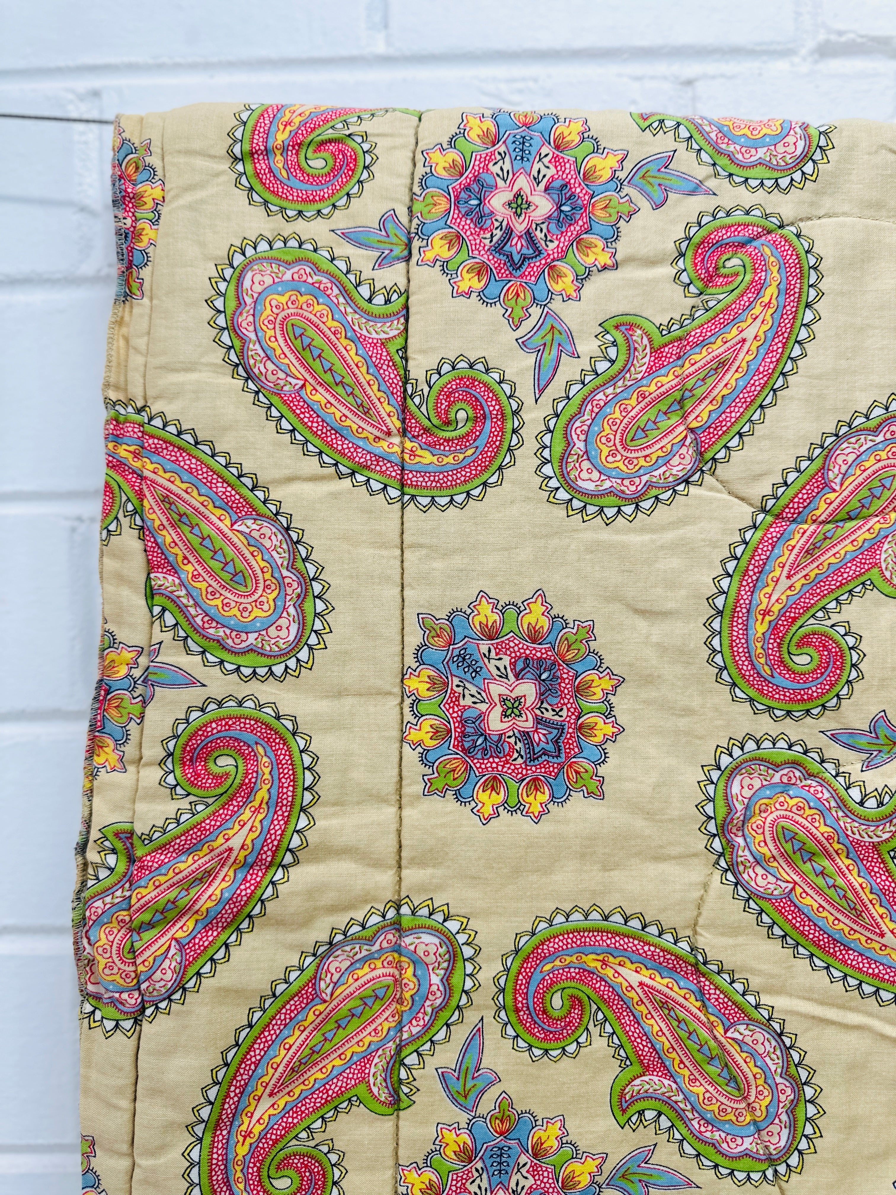 AS NEW Comforter Quilt VINTAGE Cotton Sleeping Beauty