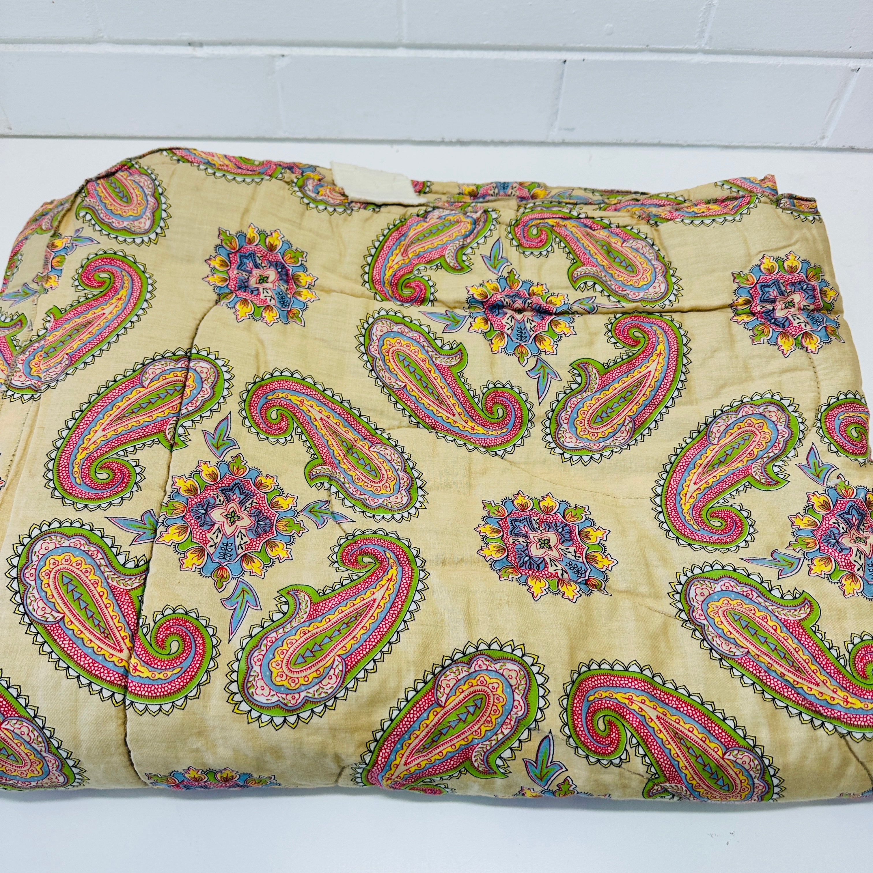 AS NEW Comforter Quilt VINTAGE Cotton Sleeping Beauty