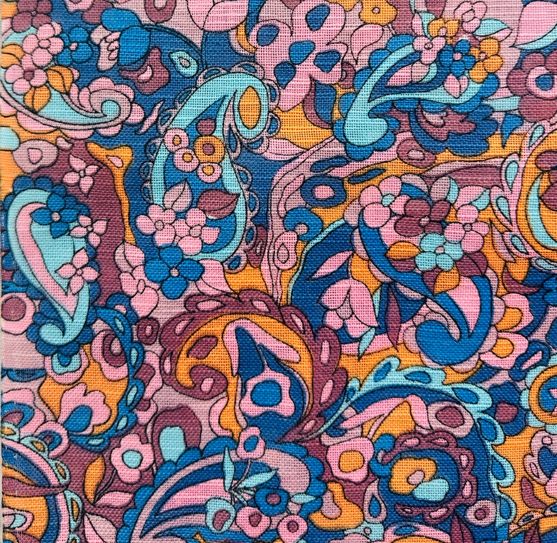 260cms Amazing Retro VINTAGE Cotton Fabric Stunning