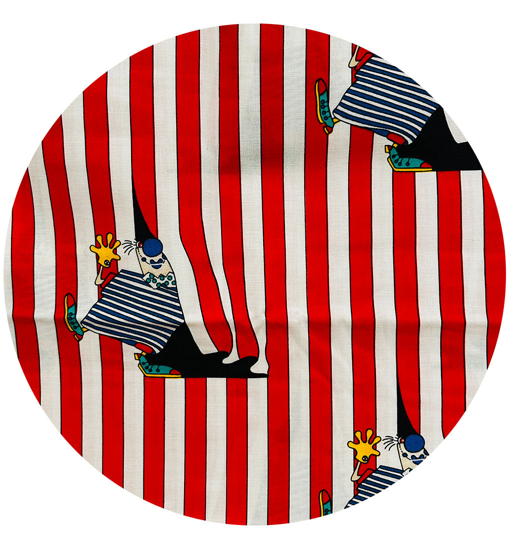 120cms Vintage Stiff Cotton Fabric Red White Stripes