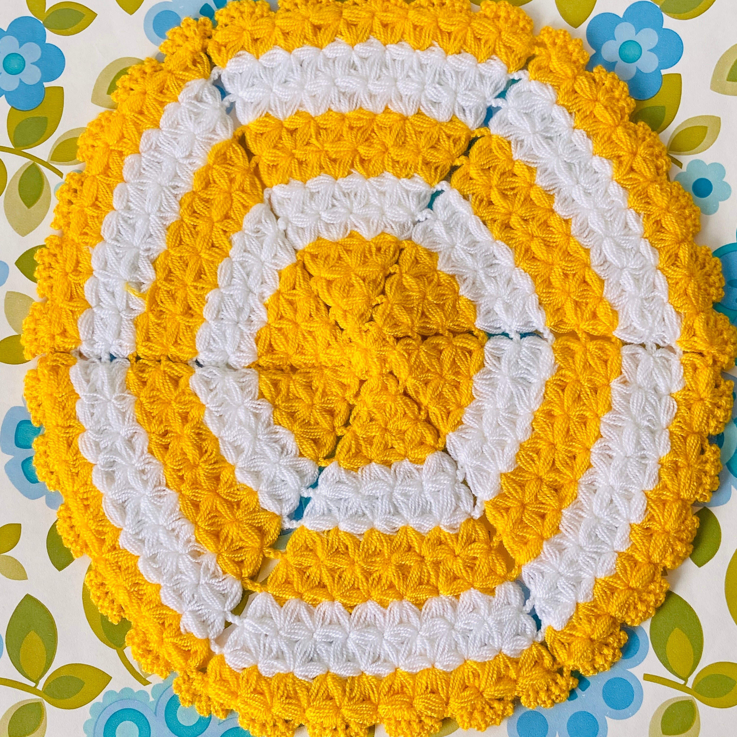 Adorable Bright Yellow Beautiful Handmade Doily Bright NEW Placemat