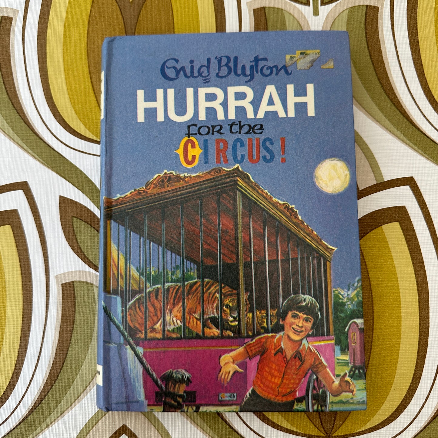 ENID BLYTON Hurrah for the Circus