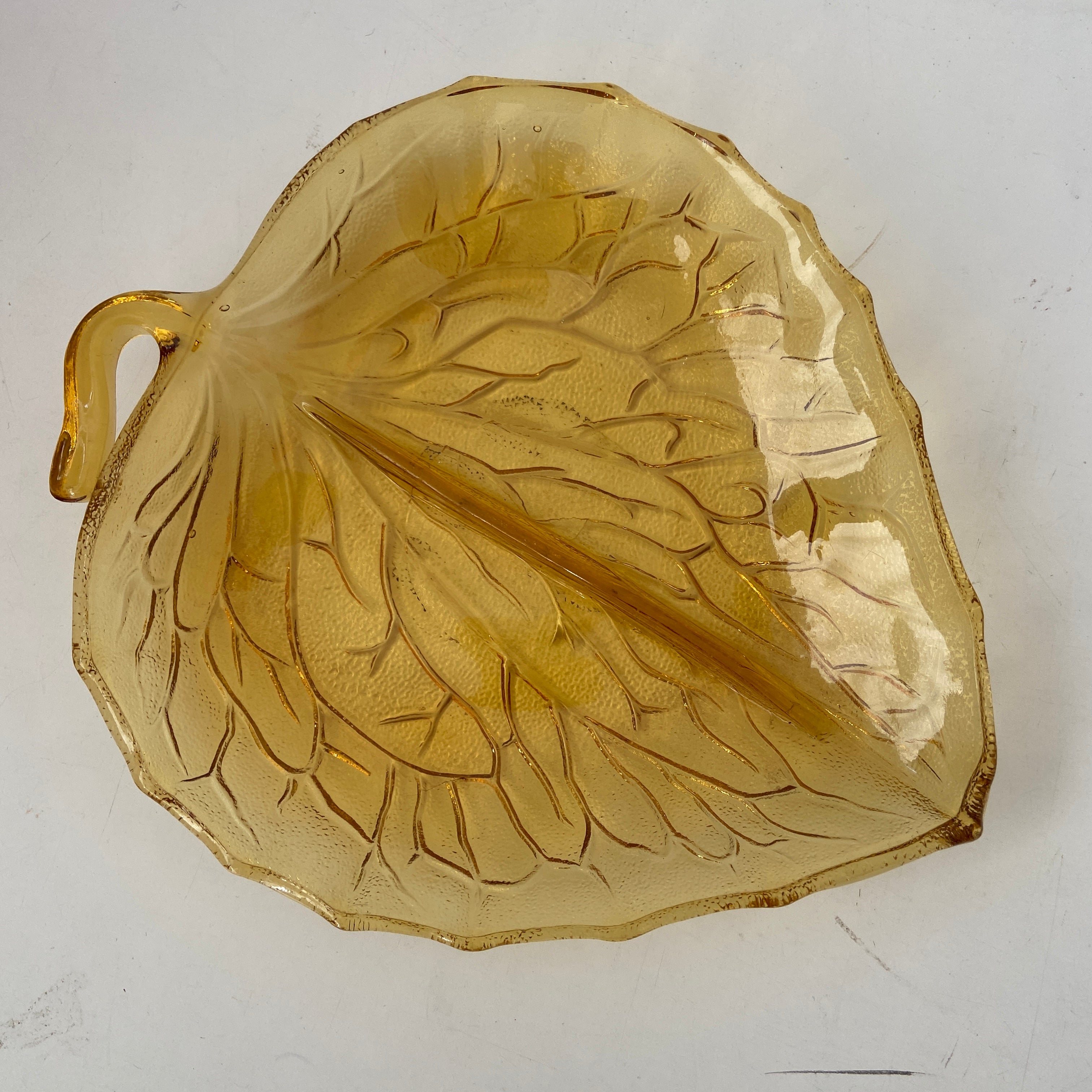 AMBER Glass Vintage Leaf Dish Plate RETRO