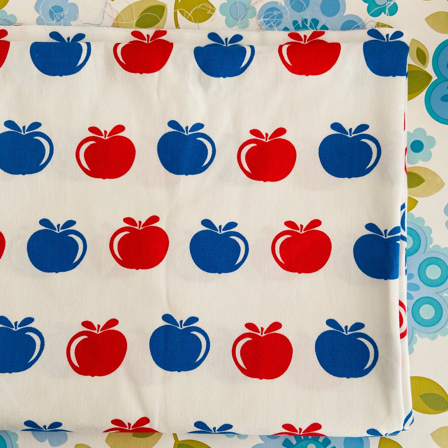 Vintage Apple Cotton Fabric Cushions Bags Thick