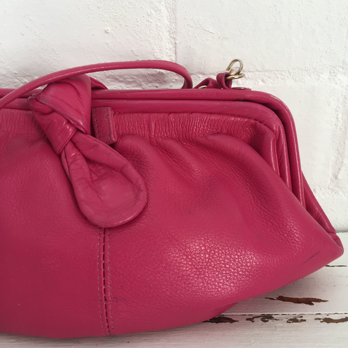 FABULOUS Genuine LEATHER Vintage 80's PINK Handbag