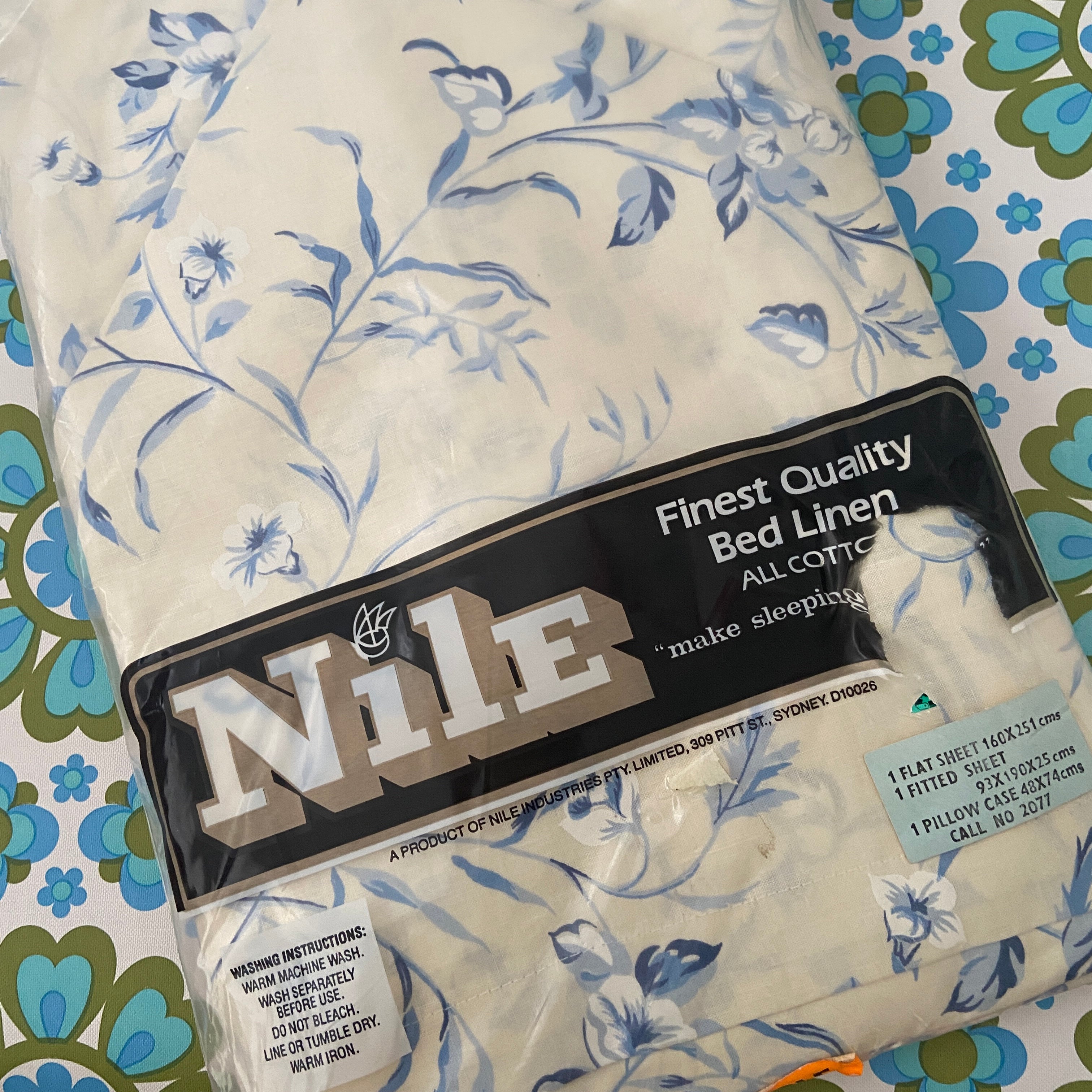 NILE unused Vintage Sheet Set