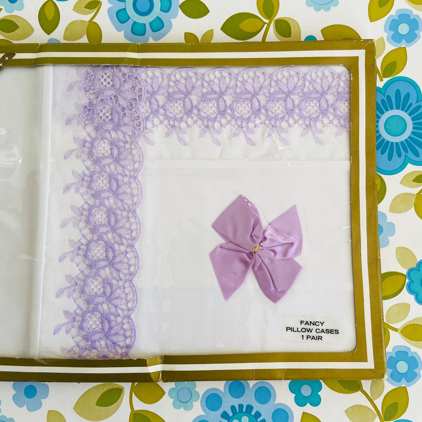 Fancy Embroidered PILLOW CASES Boxed Lilac & White VINTAGE
