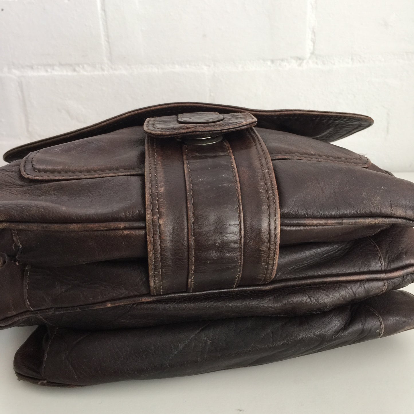 RUSTIC Leather Handbag COOL Bag Vintage Find