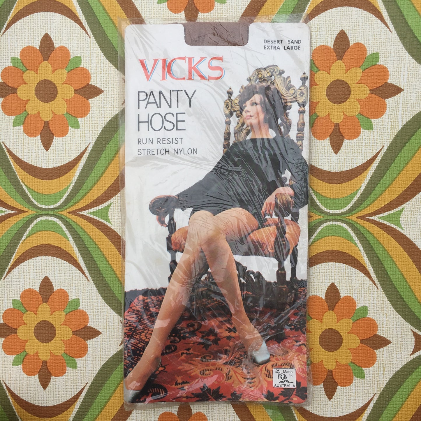 VICKS Run RESIST Vintage 70's Sexy Lady Packaging KOLOTEX Panty HOSE Desert SAND