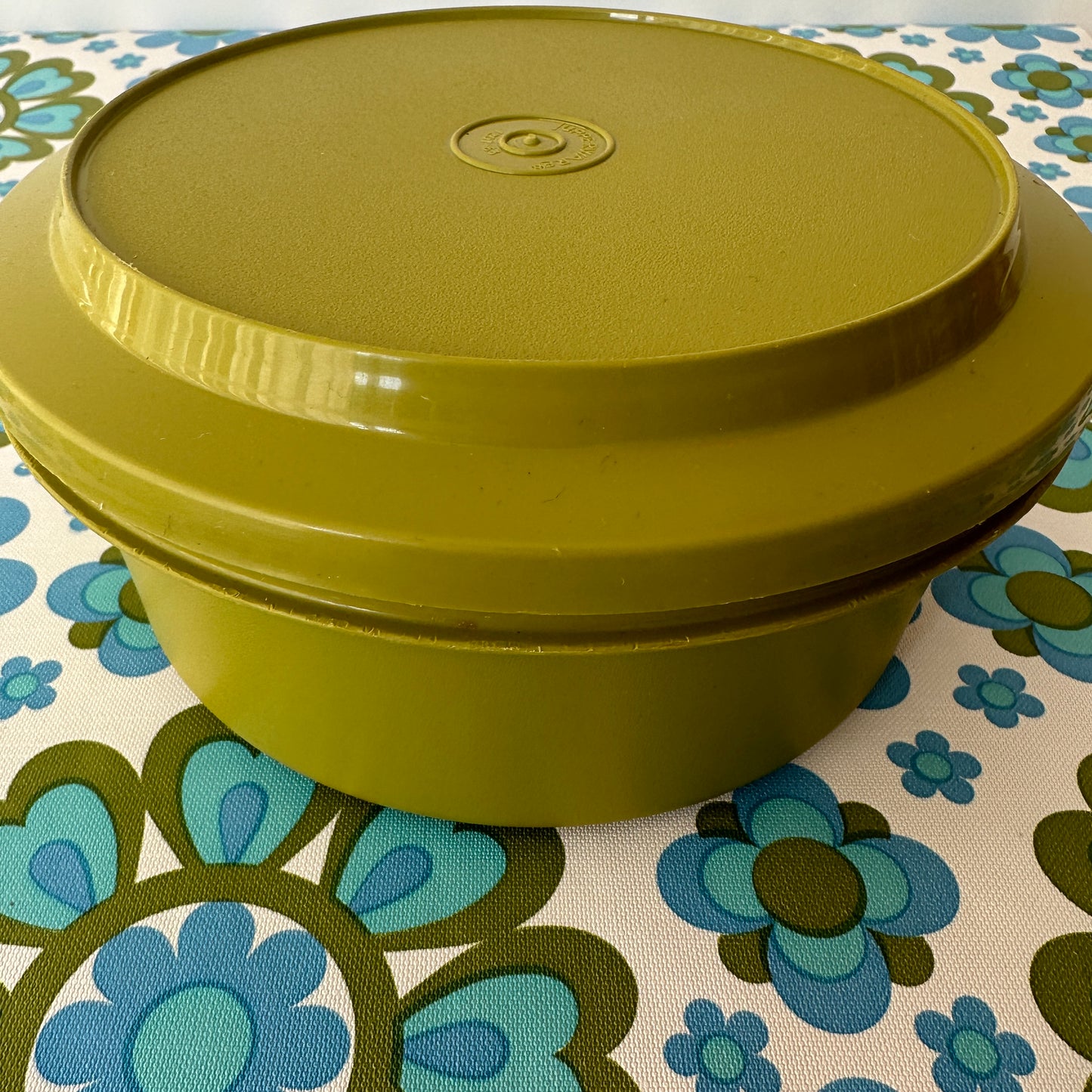 DEEP Vintage Retro Green Tupperware – Pink Peacock