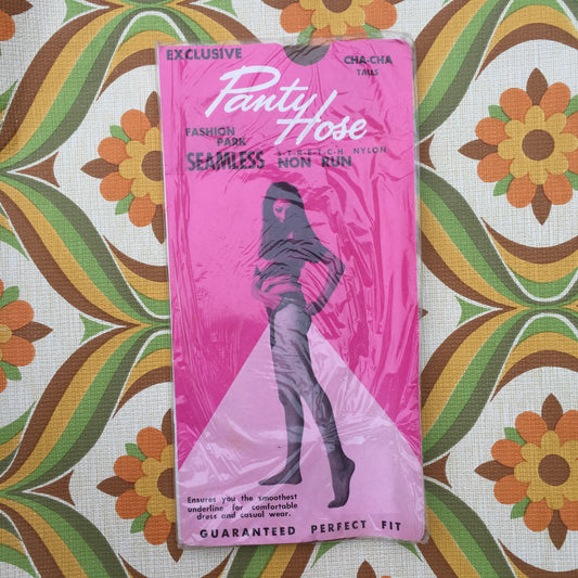 CHA CHA Run RESIST Vintage 70's Sexy Lady Packaging KOLOTEX Panty HOSE TALLS
