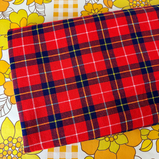 Picnic Rug Table Cloth CHECKED Reds