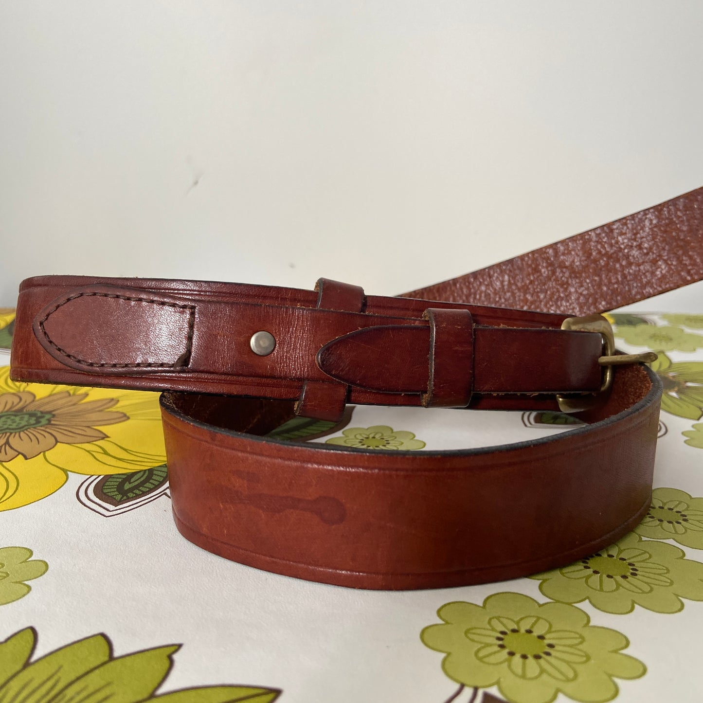 Rustic Vintage Gen Leather Brown Belt 70's BOHO