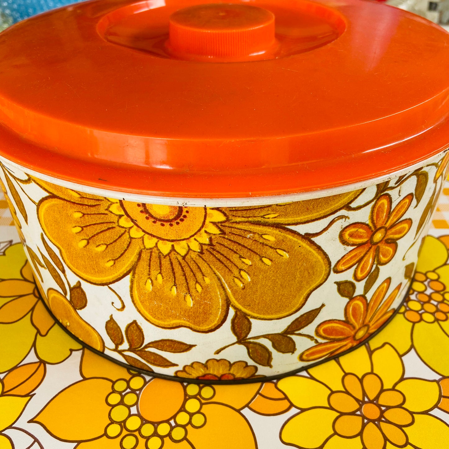 Willow Bread Cake Biscuit TIN Floral Retro Kitchen 70's
