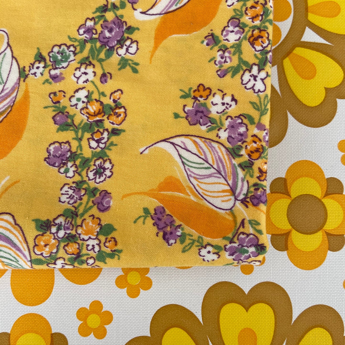 Cotton Remnant Fabric Orange Floral CRAFT Sewing PROJECTS