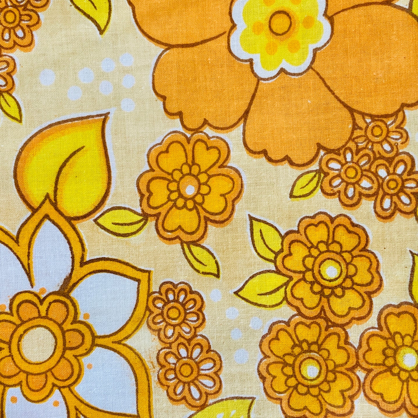 FAT QUARTER Unused Retro Floral 70's Sheet FABRIC All Cotton ORANGE