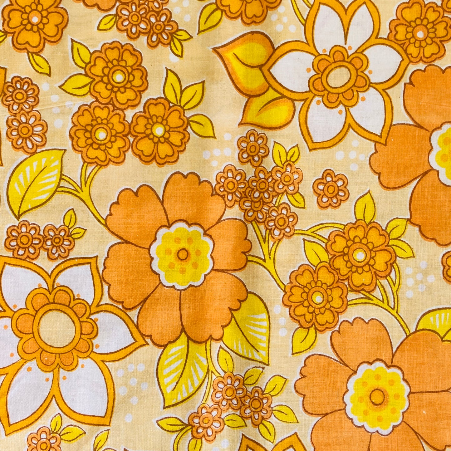 FAT QUARTER Unused Retro Floral 70's Sheet FABRIC All Cotton ORANGE